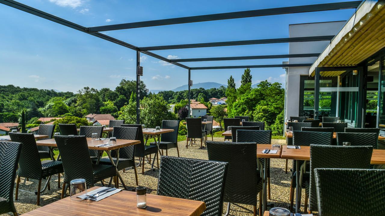 Hotel Restaurant Aldaburua Larressore 외부 사진